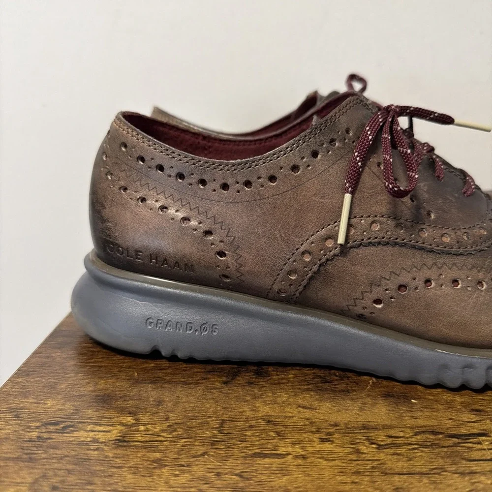 Cole Haan 2.Zerogrand Men's Sz 9.5, Brown Leather Wingtip Oxford Shoes C33974